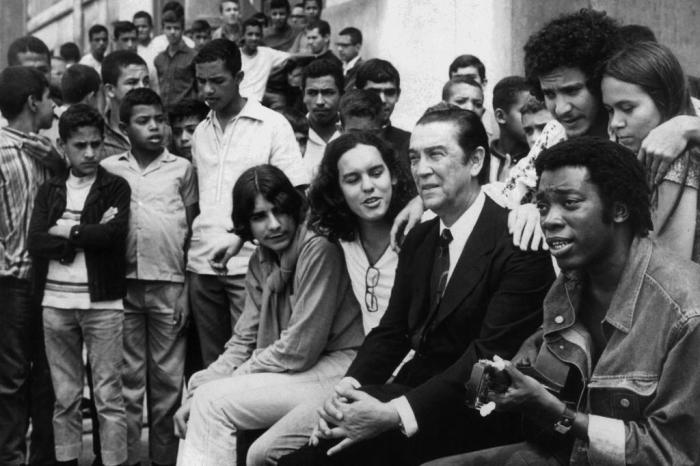 Central é reaberto com Milton Nascimento na turnê Clube da Esquina